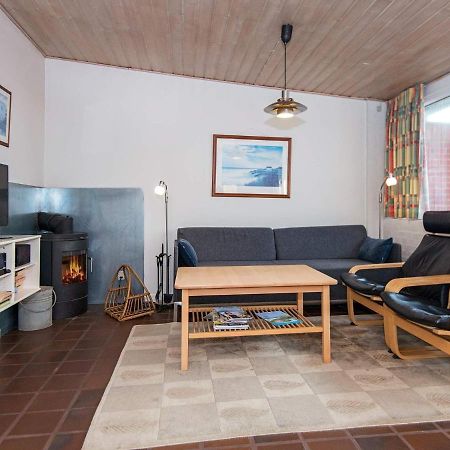 6 Person Holiday Home In Henne Henne Strand Eksteriør billede