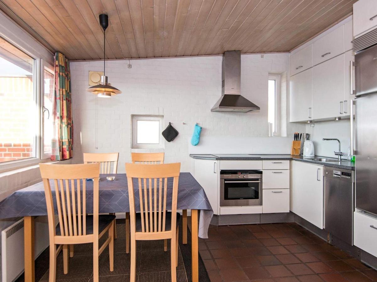 6 Person Holiday Home In Henne Henne Strand Eksteriør billede