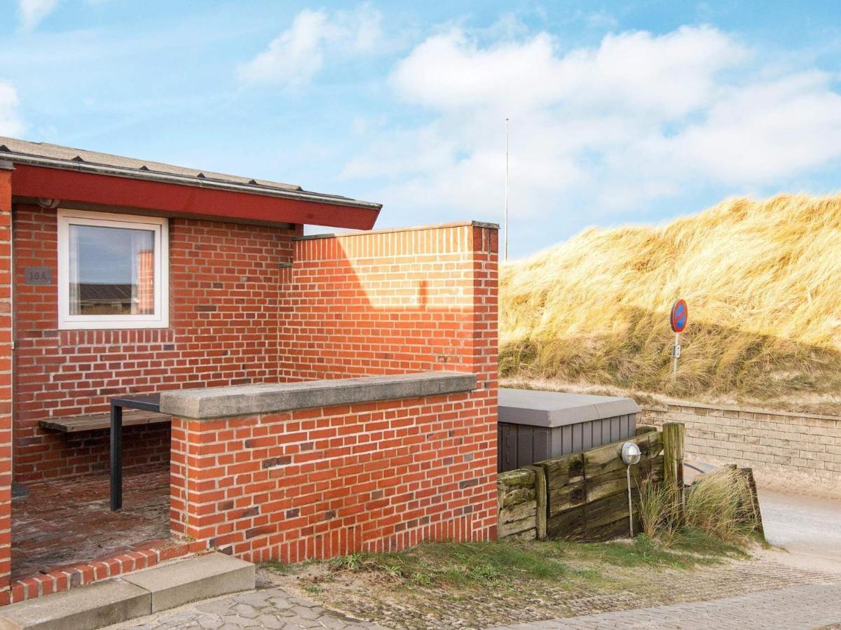 6 Person Holiday Home In Henne Henne Strand Eksteriør billede